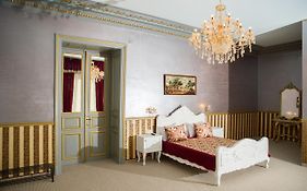 Nf Palace Old City Bucharest